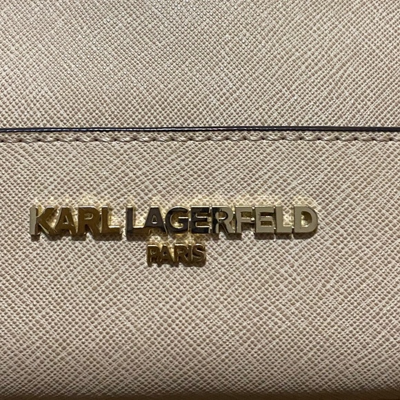 Karl Lagerfeld thin profile crossbody - Picture 3 of 15